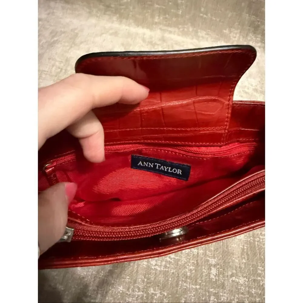 Ann Taylor Women's Croc Embossed Faux Leather Shoulder Bag Red OS